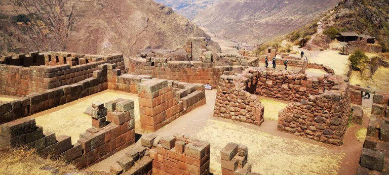 Pisaq Archaeological Center