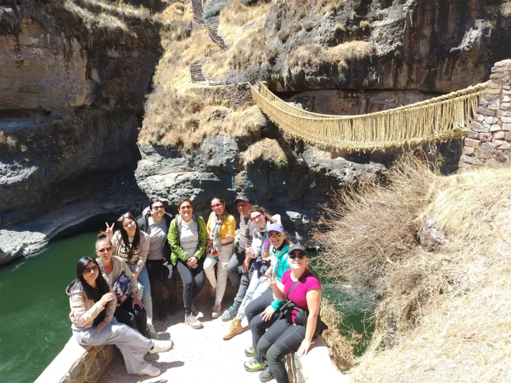 Cómo se Construye el Puente Q’eswachaka: Tradición Viva sobre el Río Apurímac 