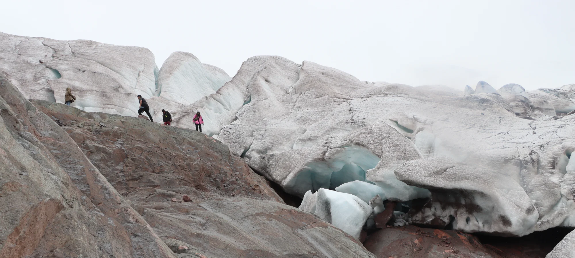 Ausangate Glaciers: Complete Guide to Visiting This Stunning Ice Landscape in Cusco