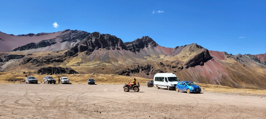 Tour Montaña de Colores en Cuatrimoto: La Mejor Aventura ATV a Vinicunca desde Cusco