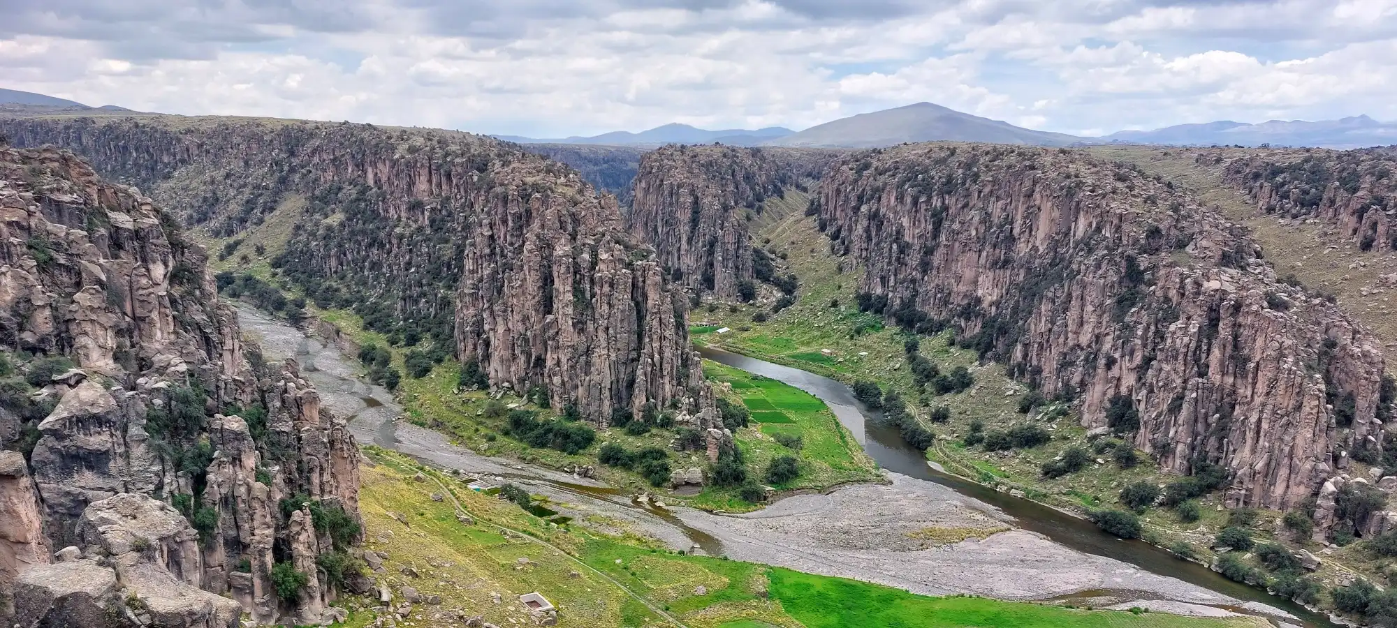 Mirador de Tres Cañones: Guía Completa para tu Visita