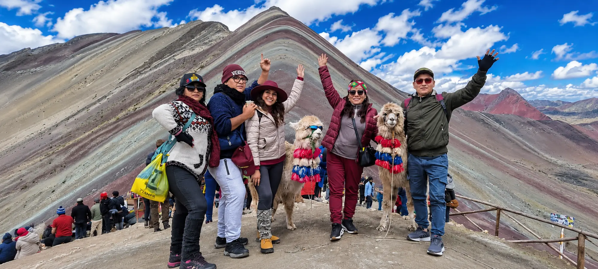 ¿Vale la pena visitar la Montaña de Colores? Todo lo que debes saber antes de ir
